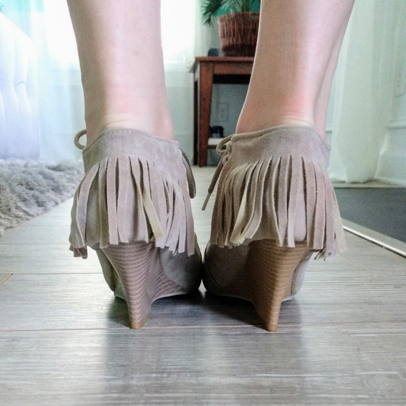 Wedge fringe peep toe lace up sandals **SOLD** - Picture 6 of 7